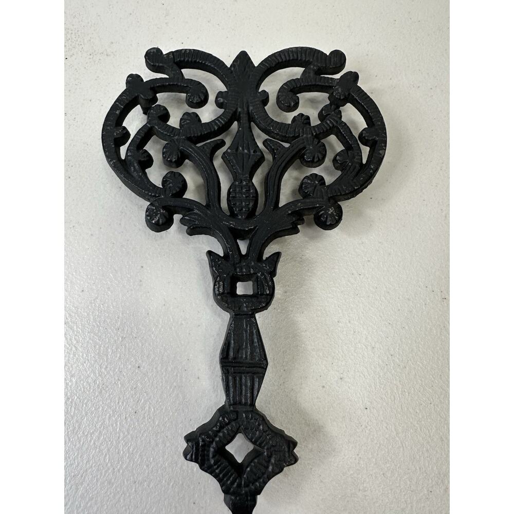 Vintage Cast Iron Trivet Made in USA 9" x 6" Black 247